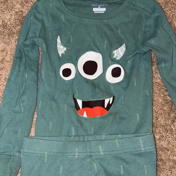 3 for $20! Offers open! Kids 5t pajama set Old Navy Teal Monster Pajama Set 5t - Picture 2 of 6